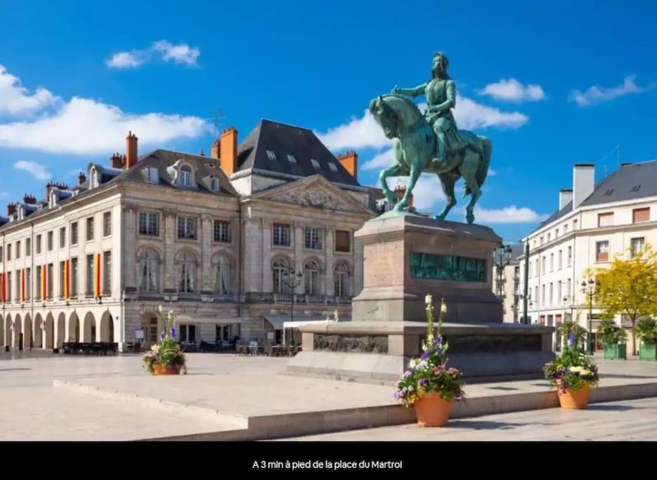 Apartamento Le Bourgogne-Hypercentre Orléans Exterior foto